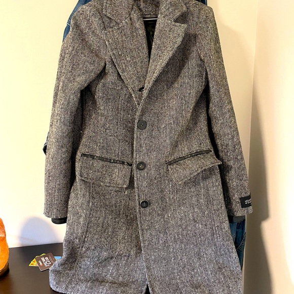 Vintage heavy wool Le Chateau coat. - Picture 1 of 3